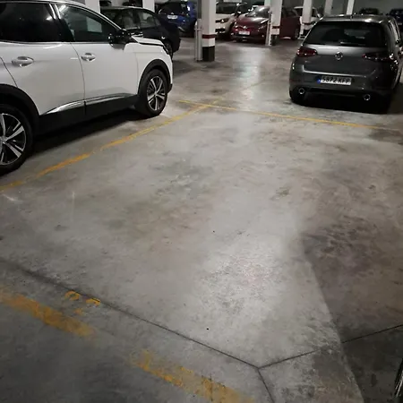 Etxeberria Park Free Parking By Next Stop 公寓